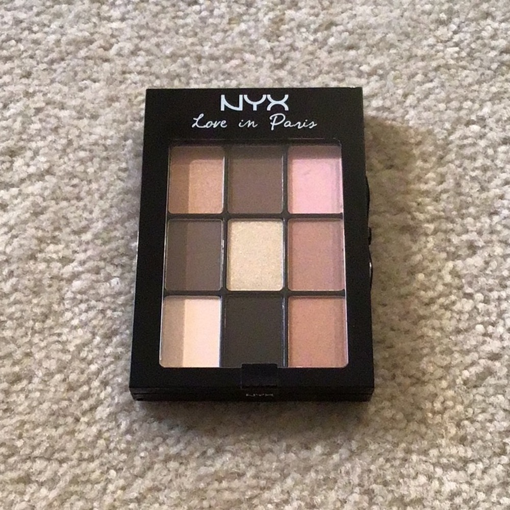 NYX Eye Palette and Lip in Lipli, Lancôme Brush - Picture 2 of 6